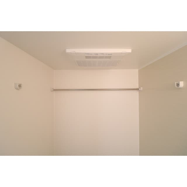 Room image 14