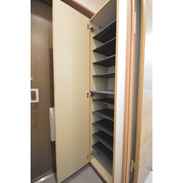 Room image 14