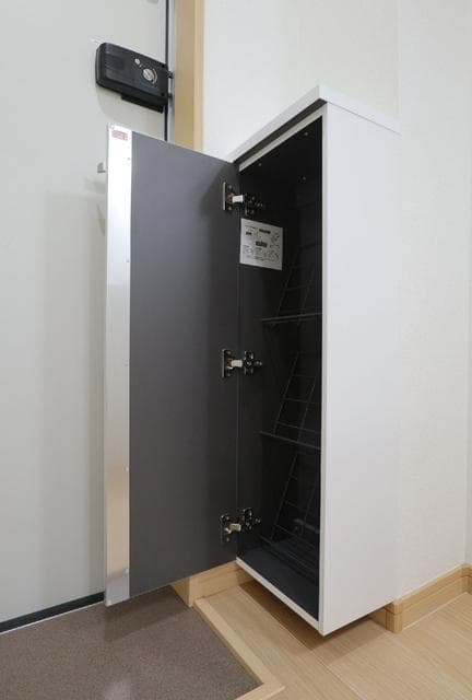 Room image 15