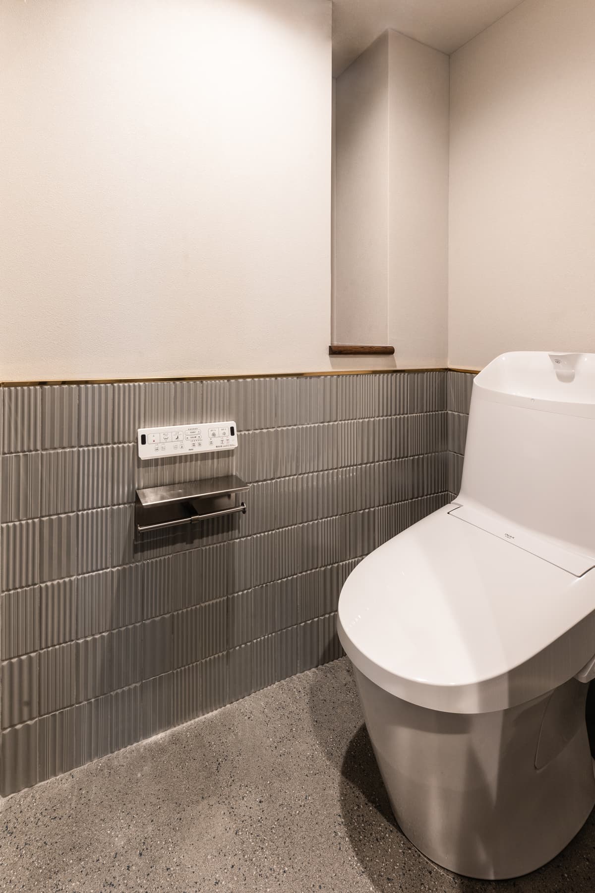 Room image 13