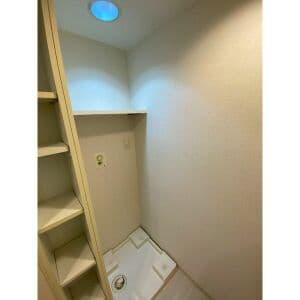 Room image 14