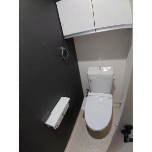Room image 11