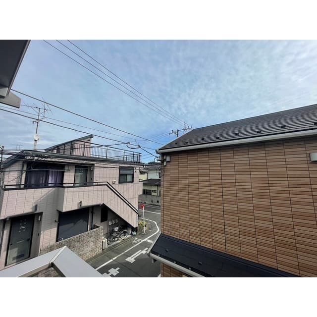 Room image 15