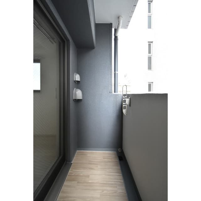 Room image 9