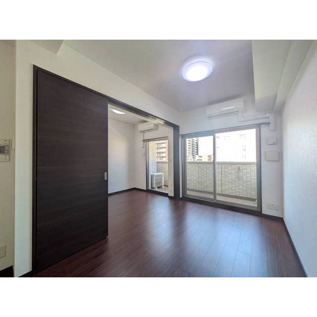 Room image 13