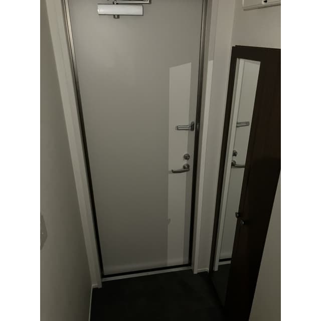 Room image 13