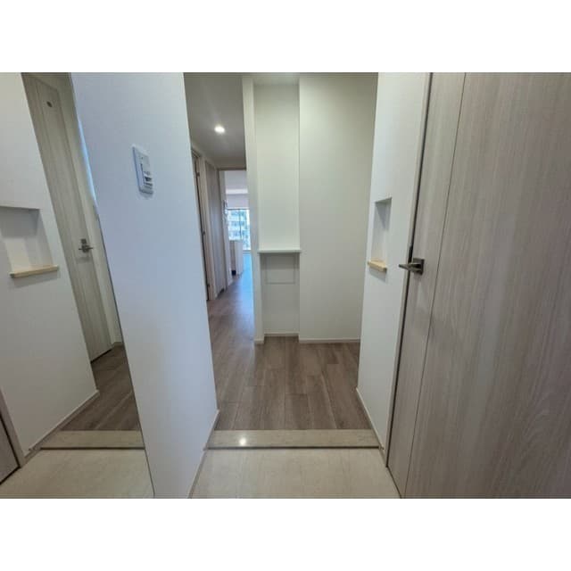 Room image 12