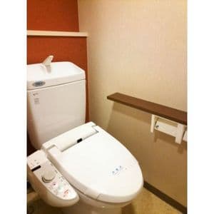 Room image 16
