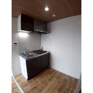 Room image 8