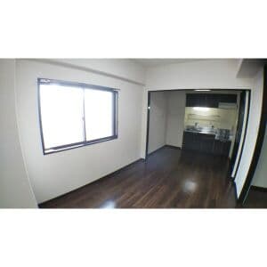 Room image 13