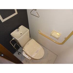 Room image 10