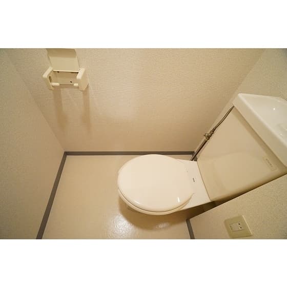 Room image 14