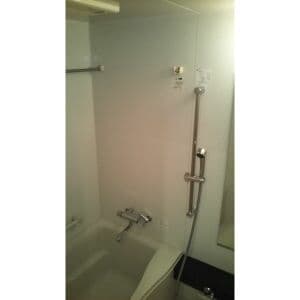 Room image 15
