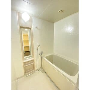 Room image 14
