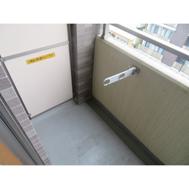Room image 16