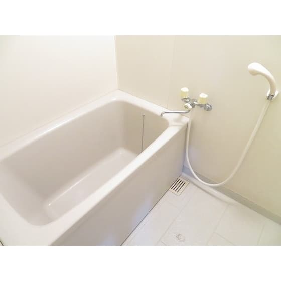 Room image 13