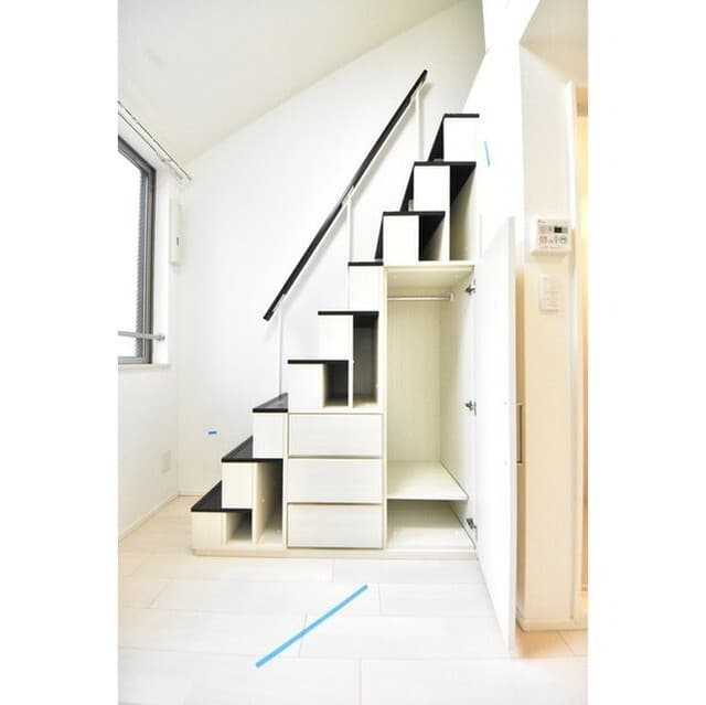 Room image 13