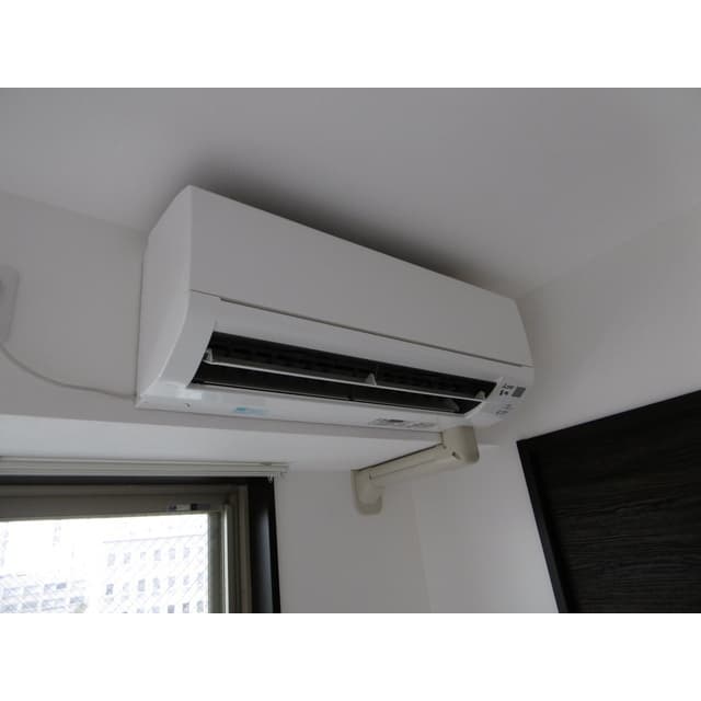 Room image 16