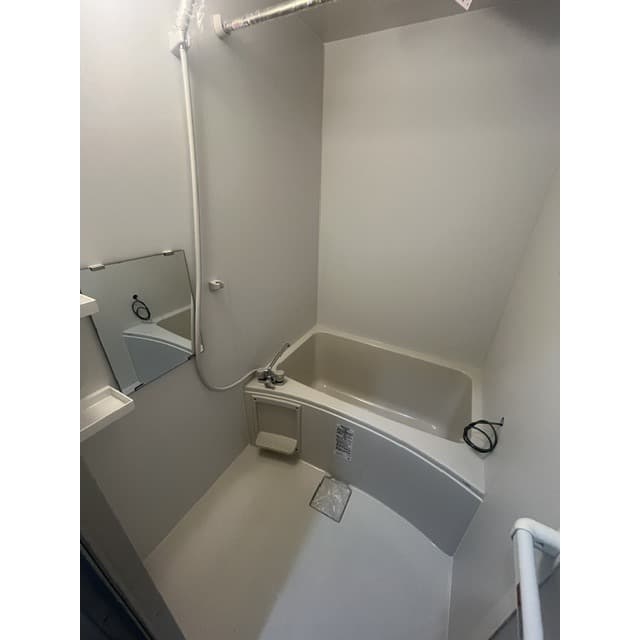 Room image 10