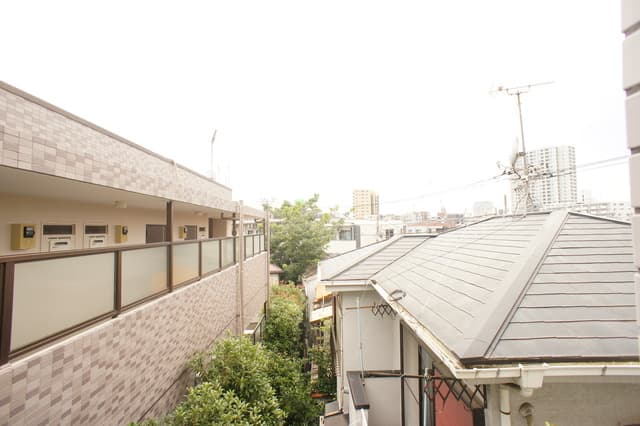 Room image 11