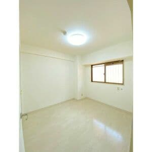 Room image 14
