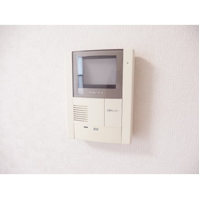 Room image 16