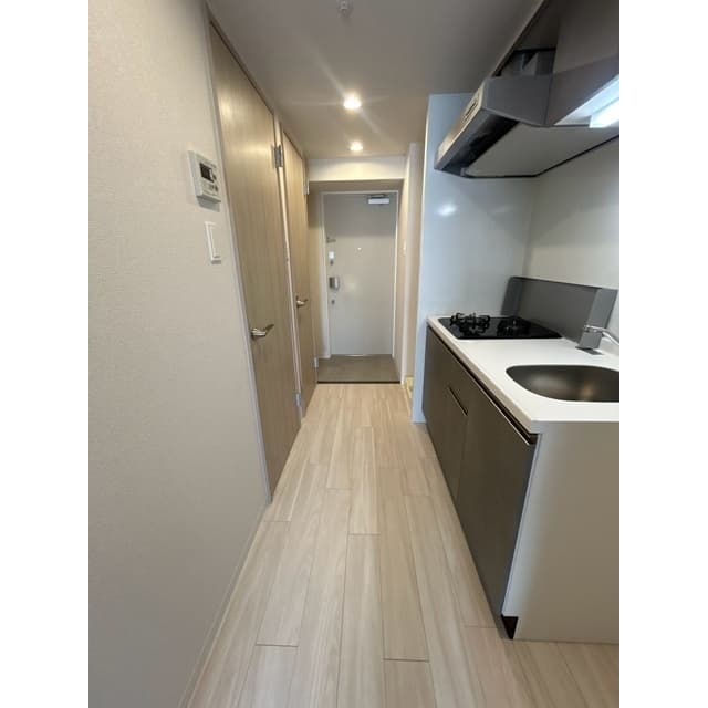 Room image 15