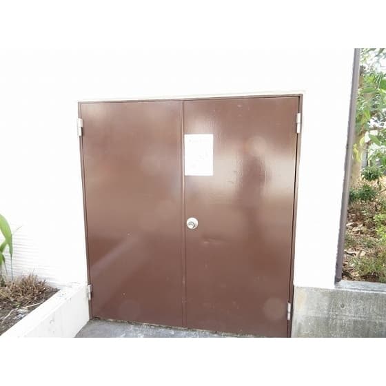 Room image 8