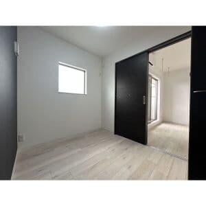 Room image 14