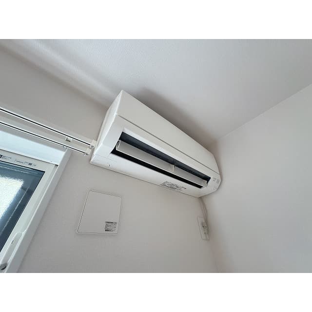 Room image 15
