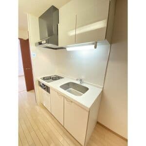 Room image 12