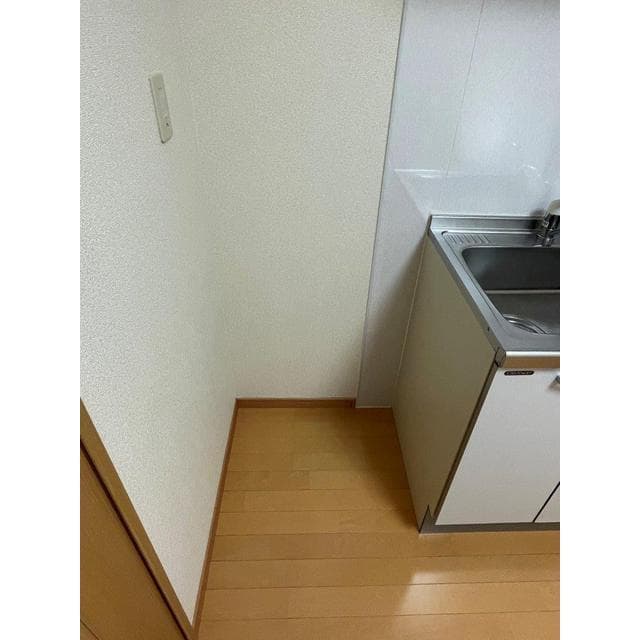 Room image 15