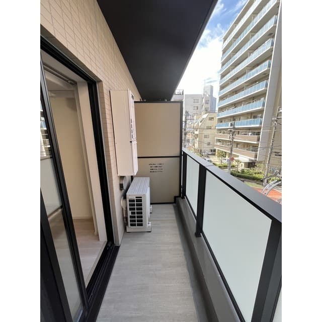 Room image 9
