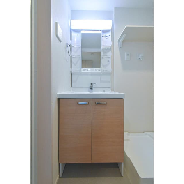 Room image 15