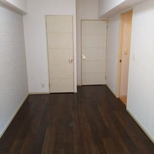 Room image 15