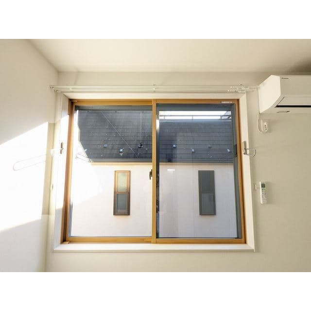 Room image 13