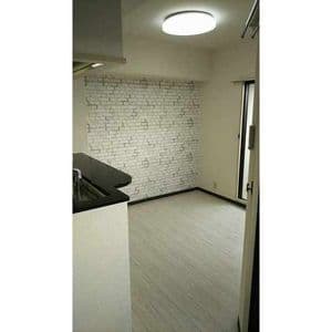 Room image 13