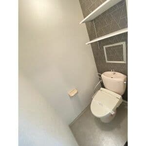 Room image 9