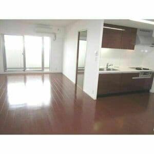 Room image 9