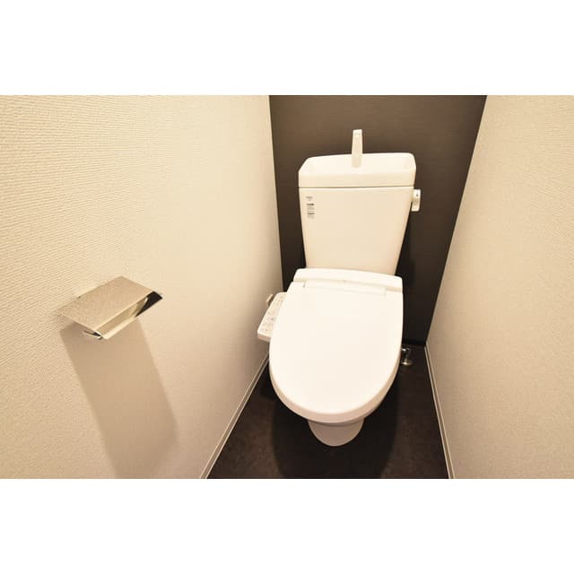 Room image 12