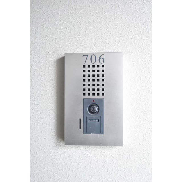 Room image 16