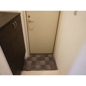 Room image 13