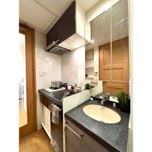 Room image 9