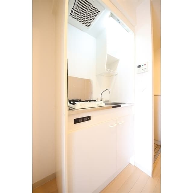 Room image 13