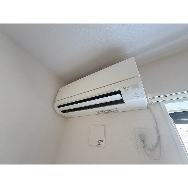 Room image 13