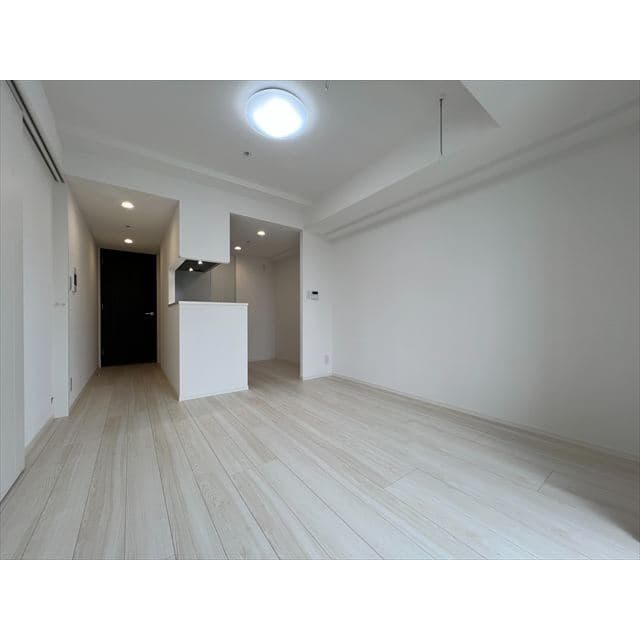 Room image 14