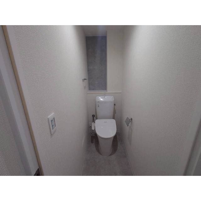 Room image 11