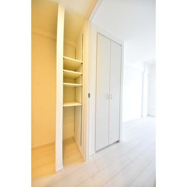 Room image 12