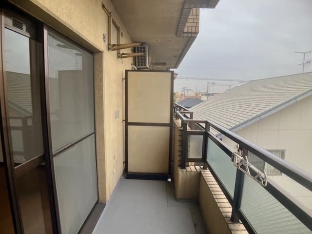 Room image 14