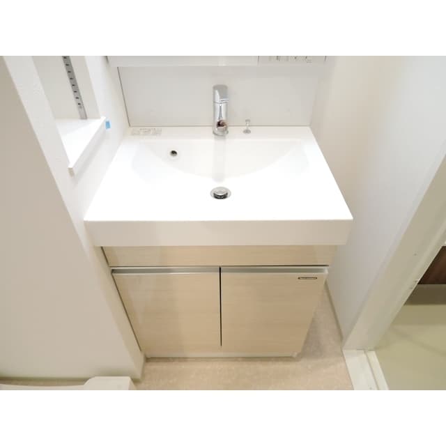 Room image 16